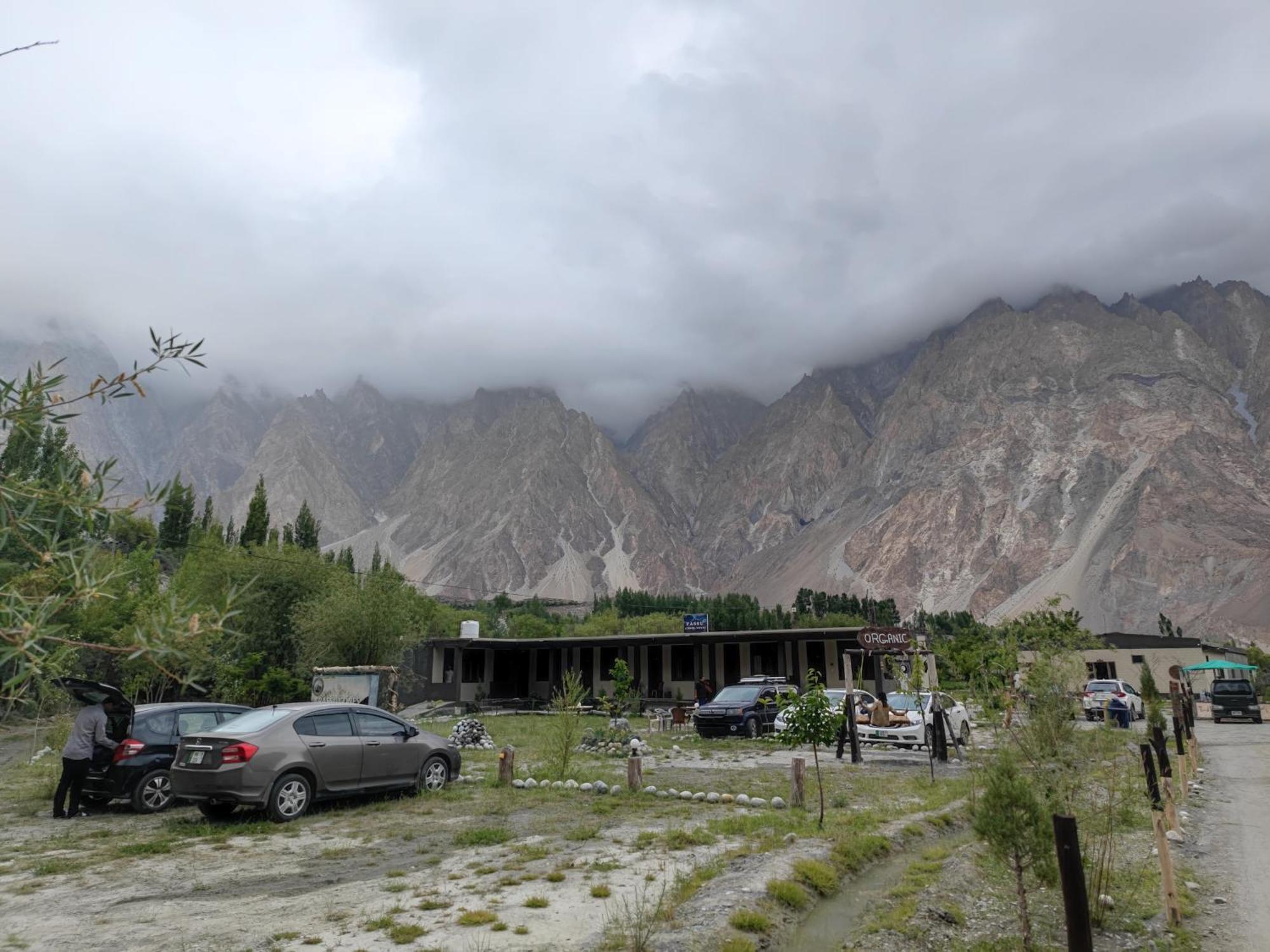 Passu Cones Hotel Pasu Екстериор снимка
